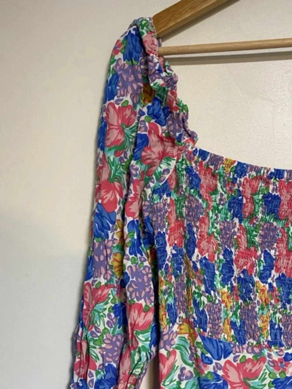 Faithfull The Brand Floral Smocked Midi Dress – Size M (US 6 / AUS 10)